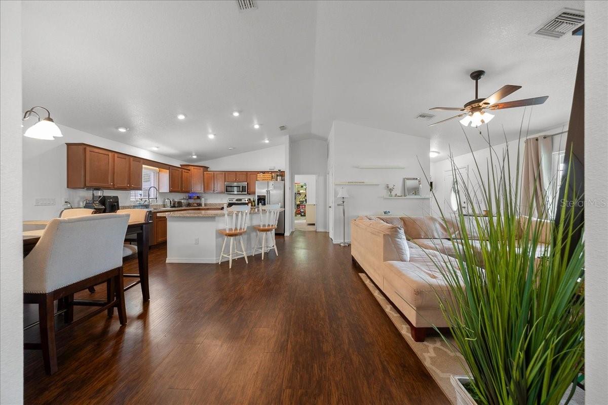 Image 6 of 35 For 15675 89th Terrace