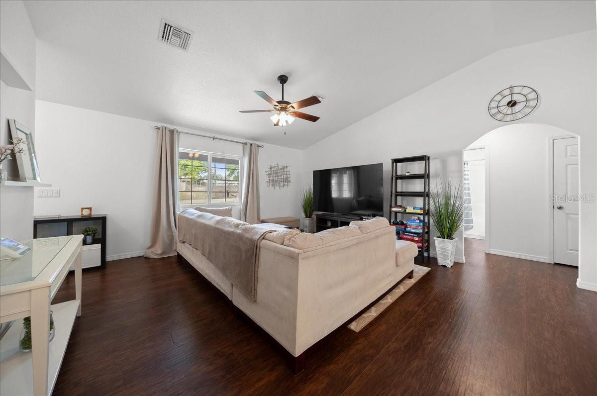 Image 8 of 35 For 15675 89th Terrace