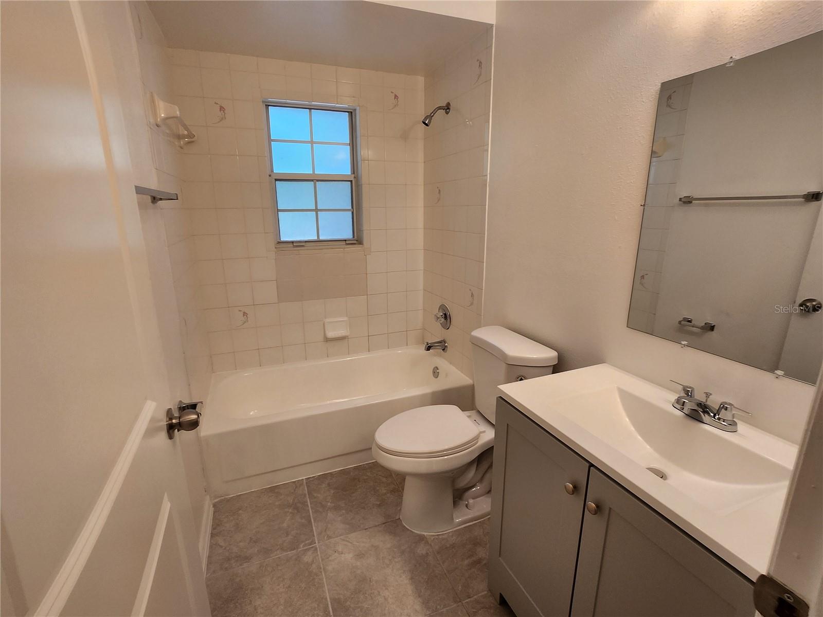 Image 20 of 32 For 9 Teak Way Drive