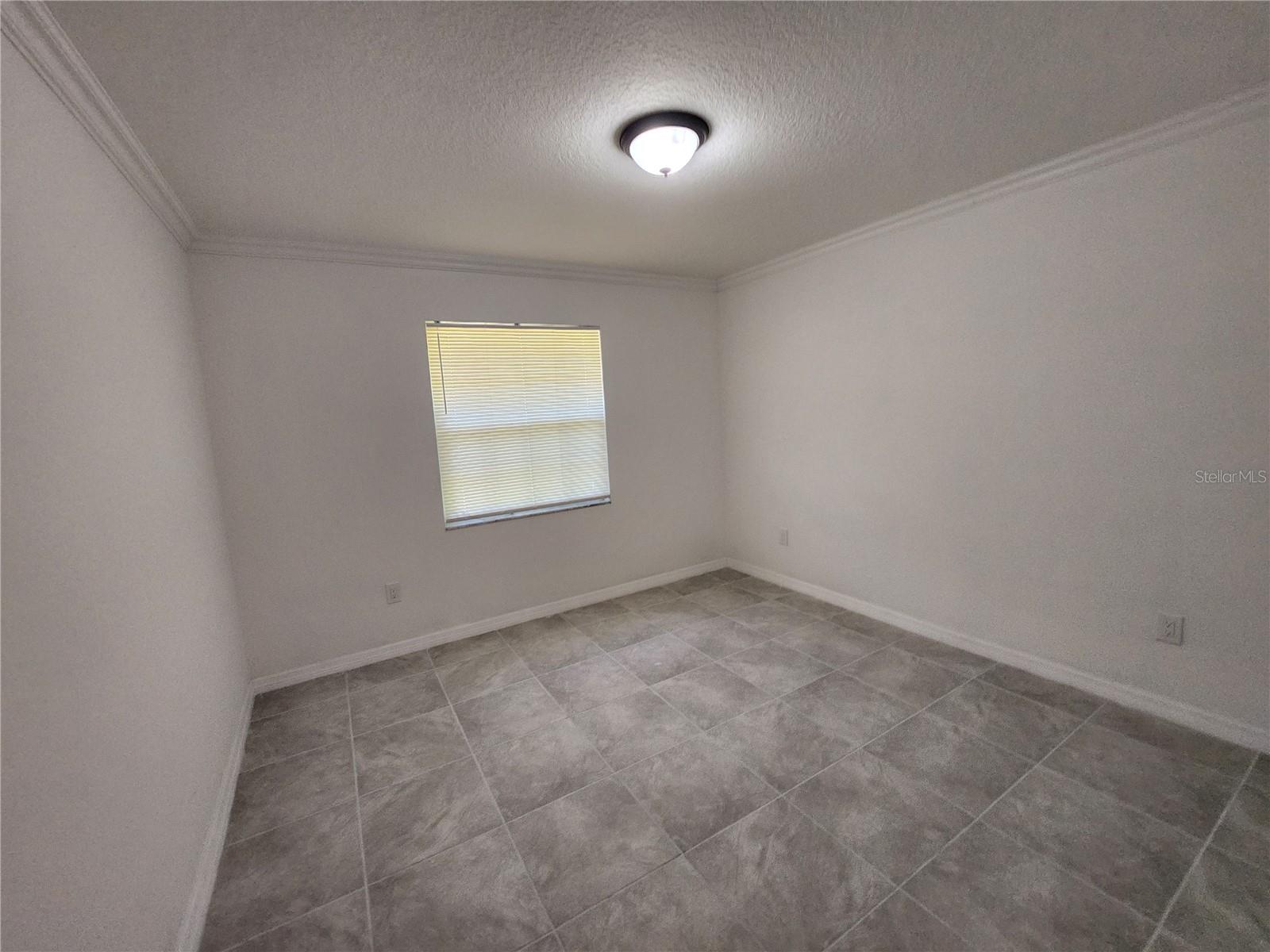 Image 24 of 32 For 9 Teak Way Drive