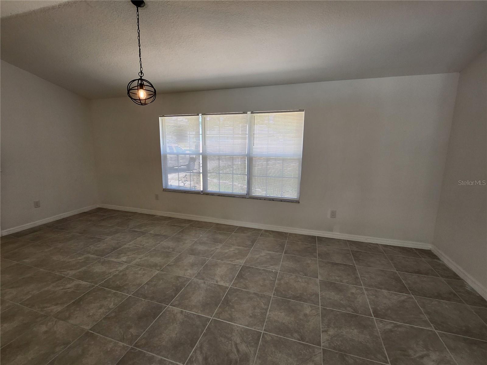 Image 6 of 32 For 9 Teak Way Drive