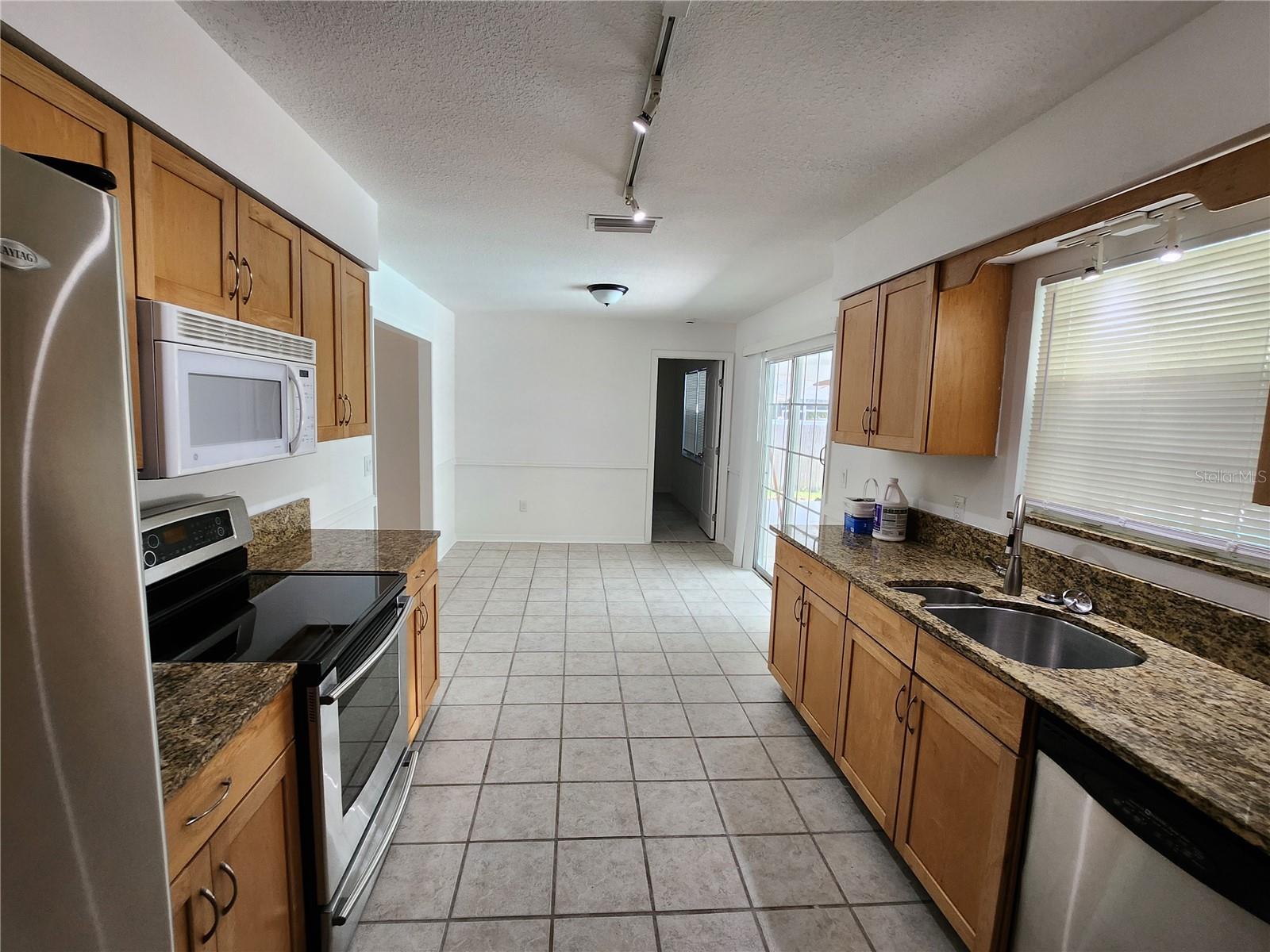 Image 8 of 32 For 9 Teak Way Drive