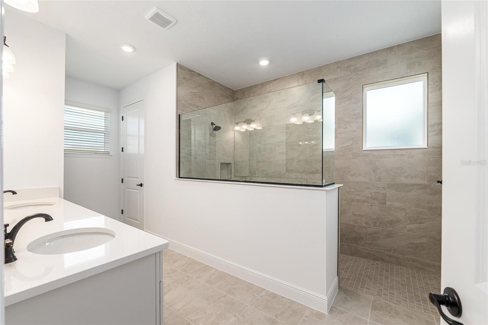 Image 36 of 63 For 10161 82nd Place Road