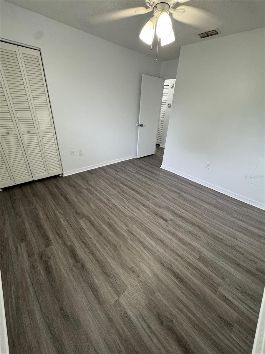 Image 12 of 16 For 1409-1409 17th Avenue