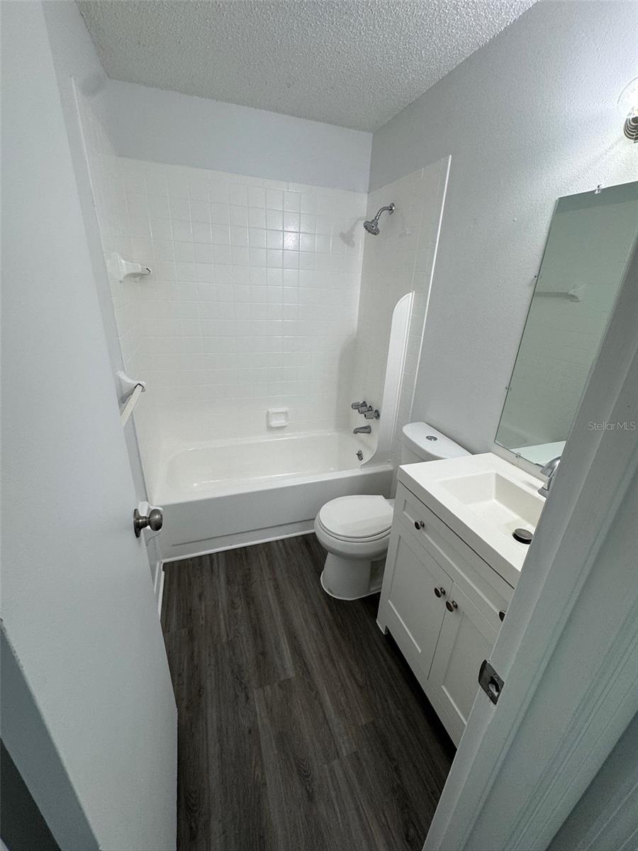 Image 13 of 16 For 1409-1409 17th Avenue