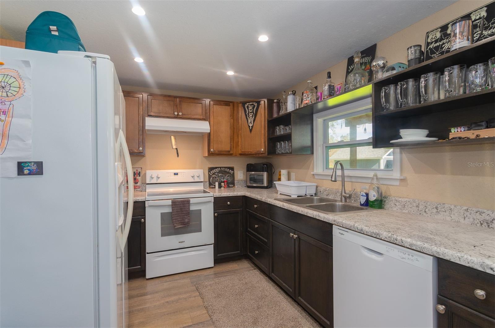 Image 19 of 28 For 6965 137th Place