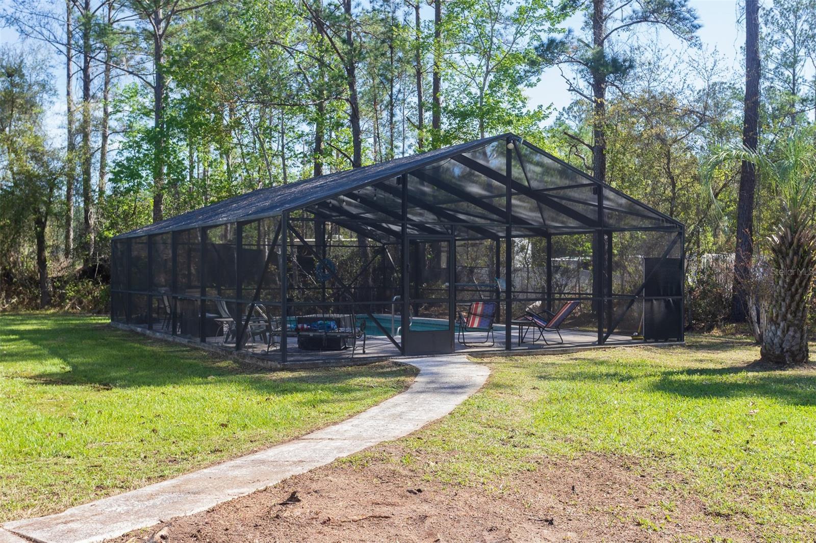 Image 21 of 28 For 6965 137th Place