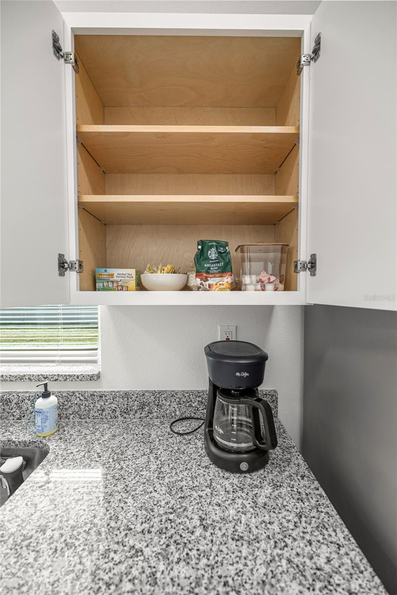 Image 11 of 41 For 714 1st Street