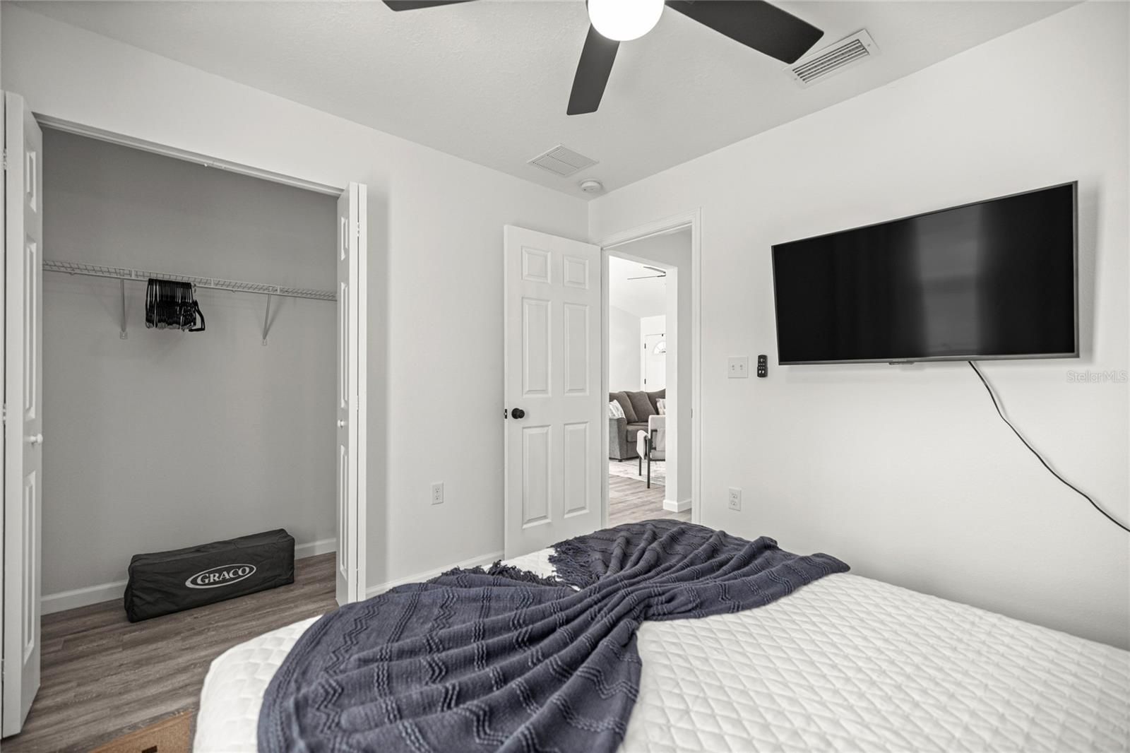 Image 17 of 41 For 714 1st Street