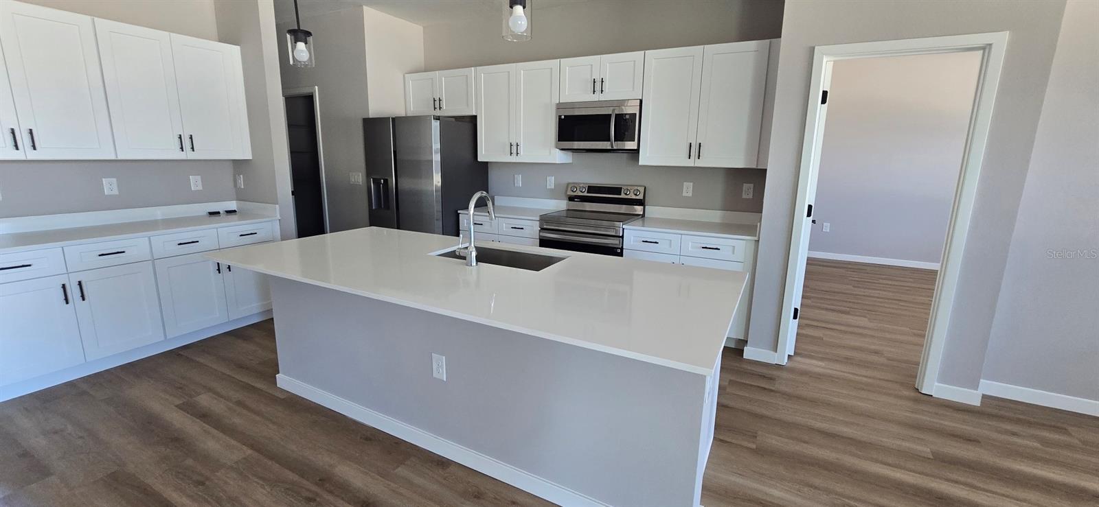 Image 3 of 13 For 9975 39th Terrace