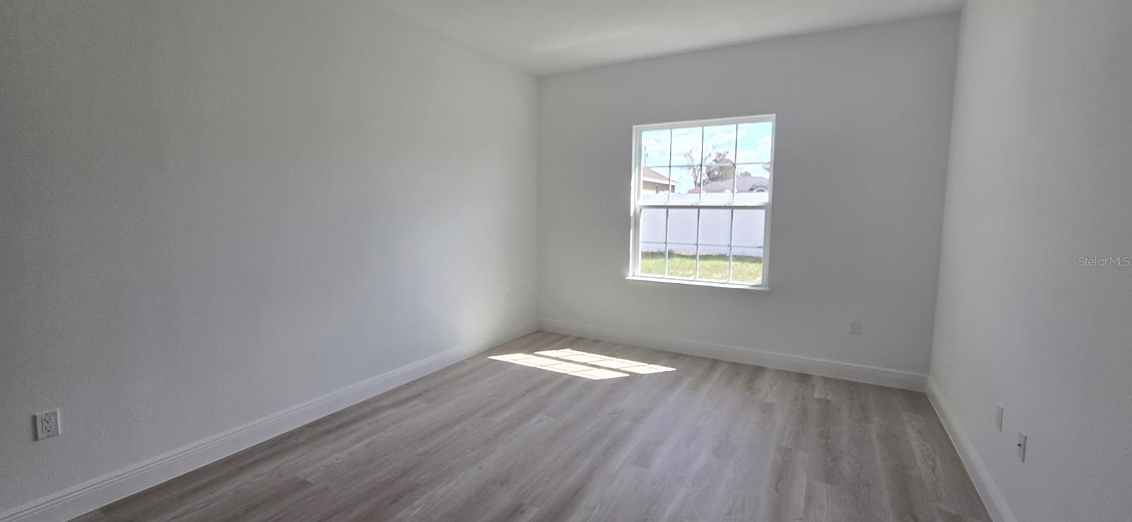 Image 12 of 17 For 4464 132nd Street