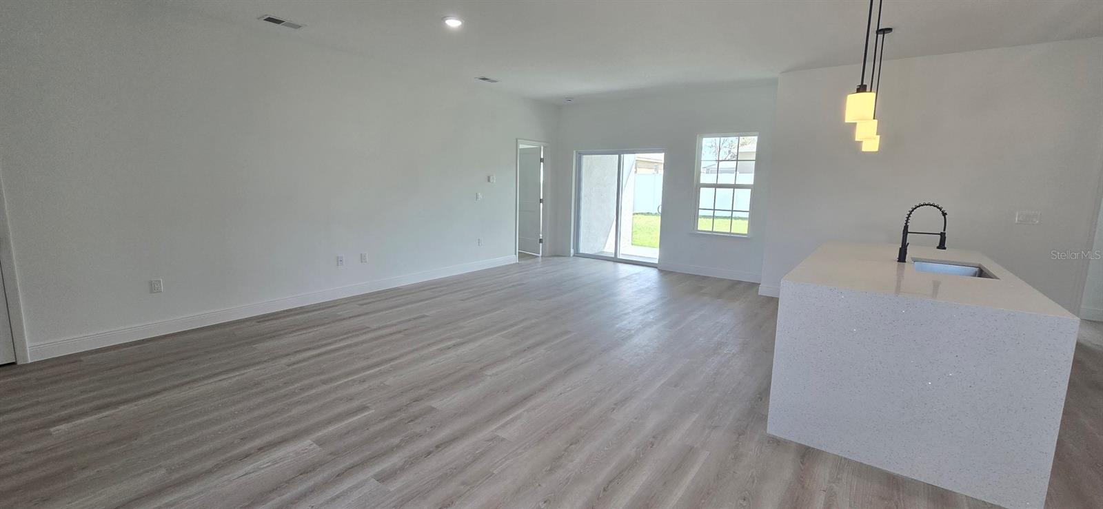 Image 3 of 17 For 4464 132nd Street