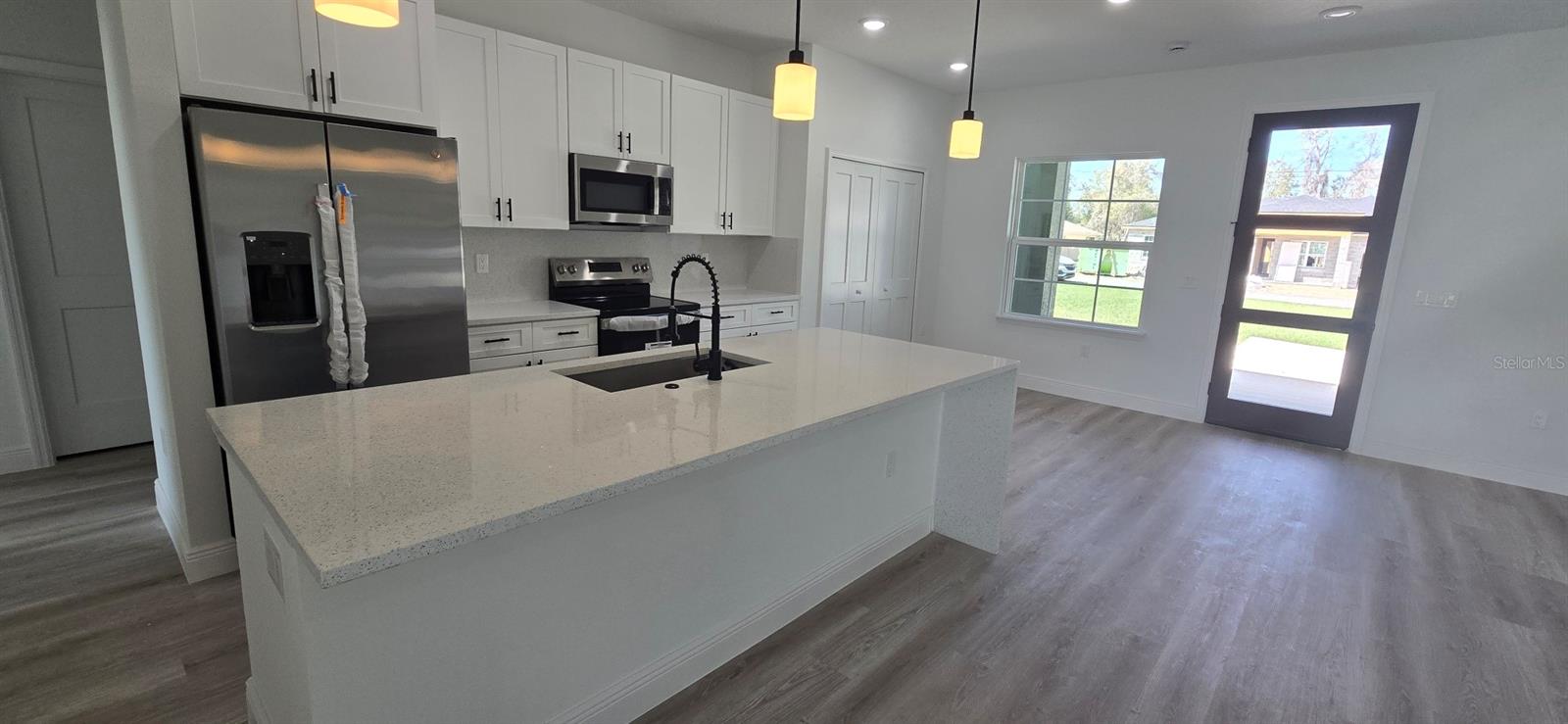 Image 5 of 17 For 4464 132nd Street