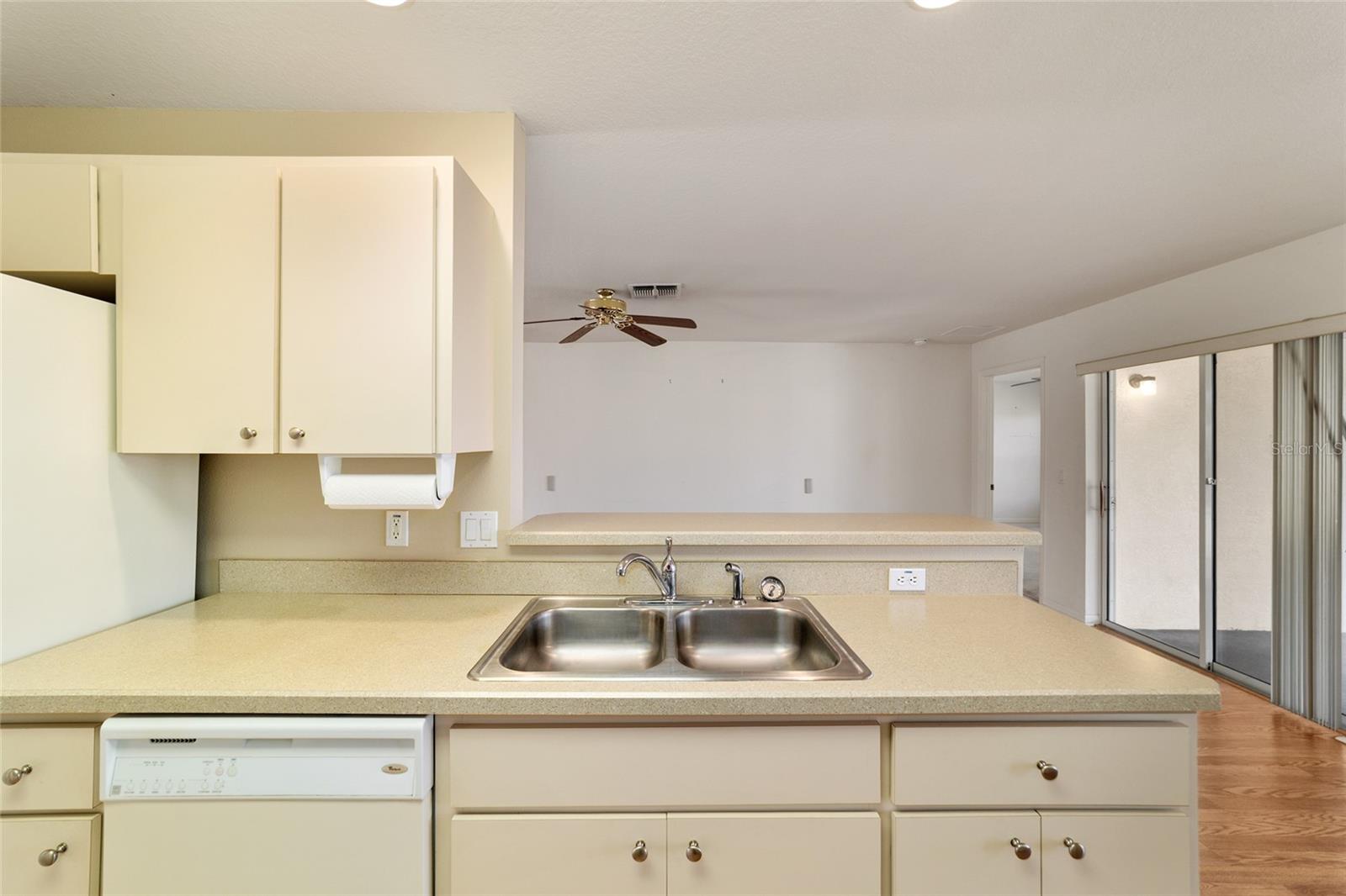 Image 33 of 57 For 9709 90th Street