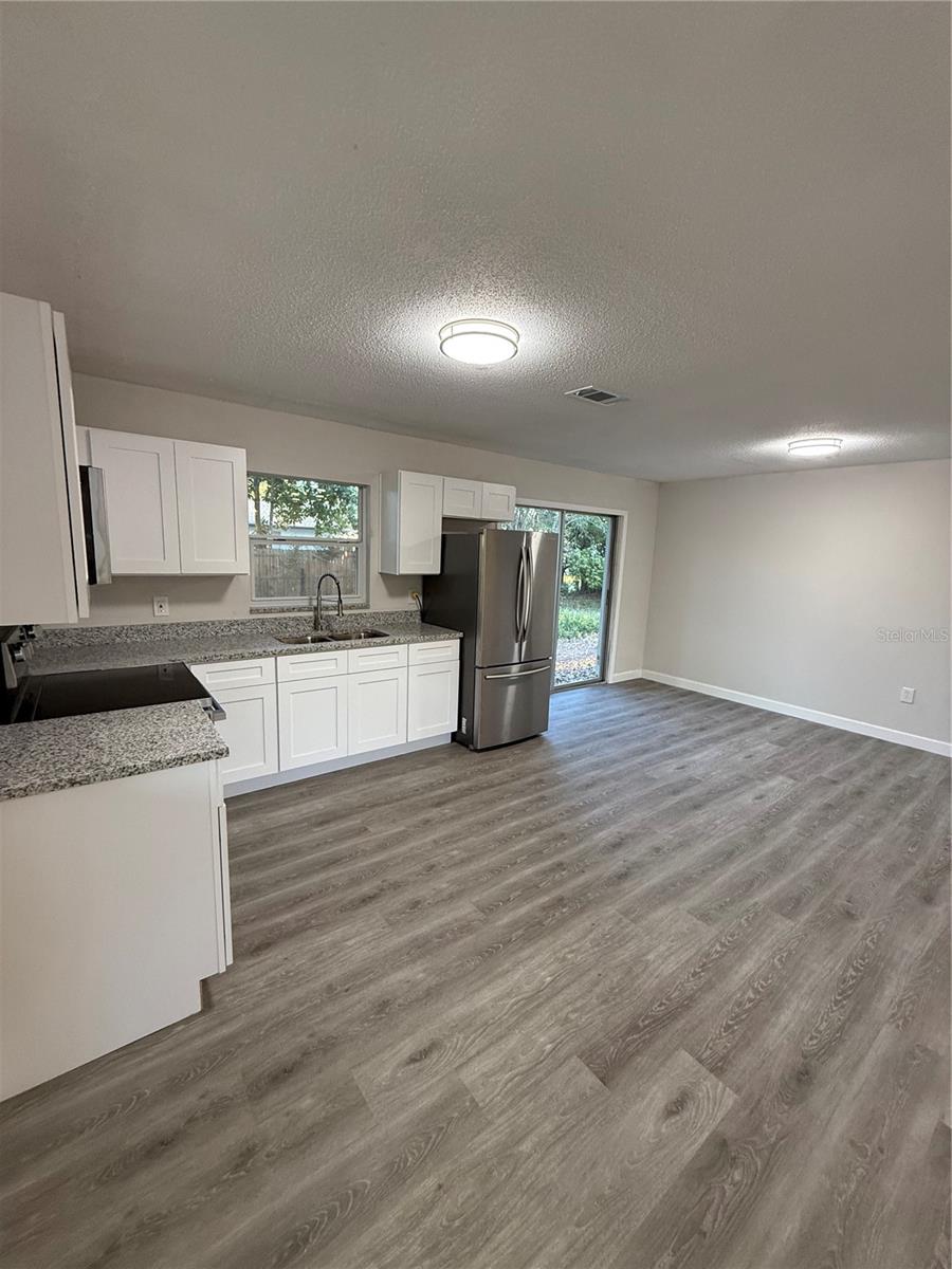 Image 8 of 20 For 2209 6th Street