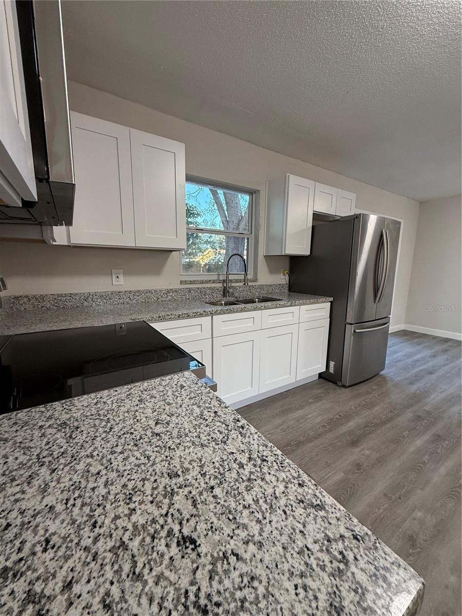 Image 9 of 20 For 2209 6th Street