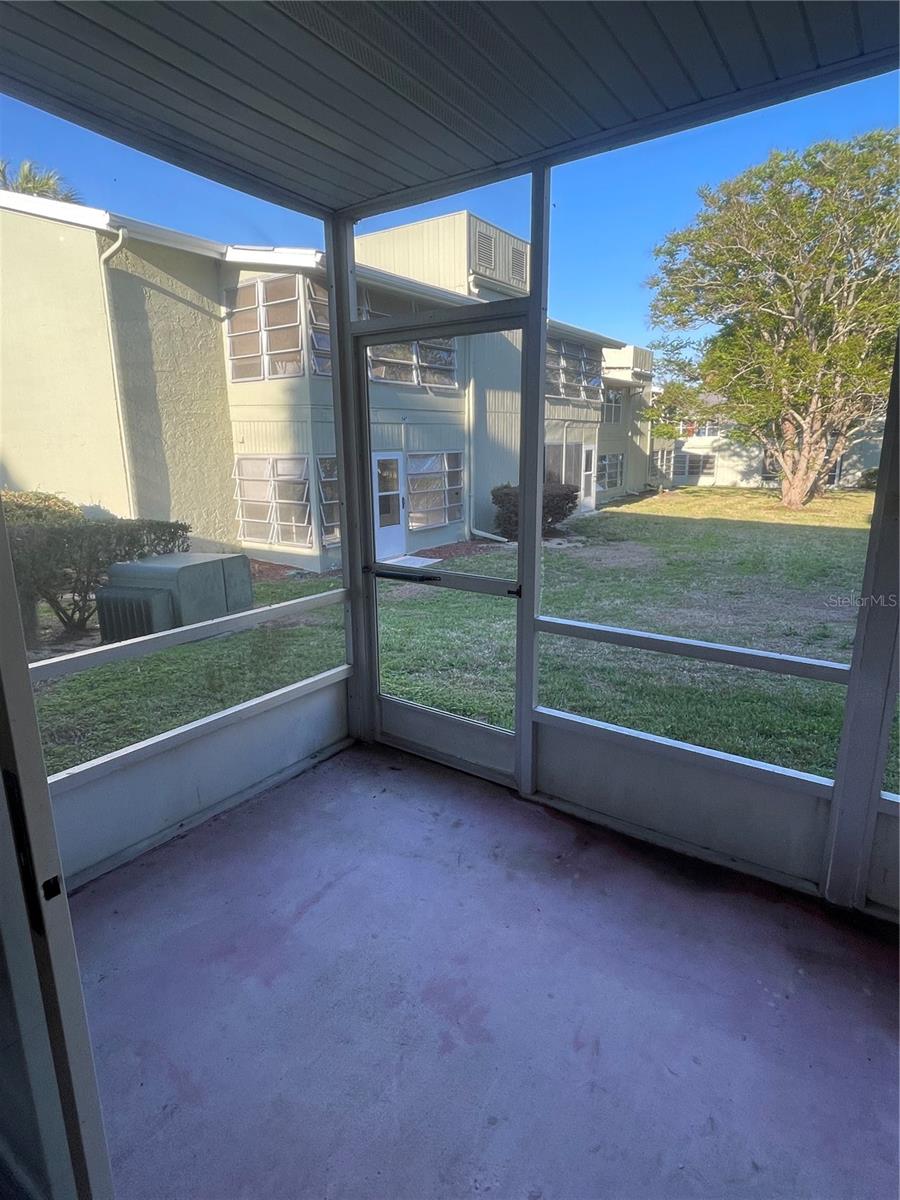 Image 11 of 49 For 549 Fairways Drive A