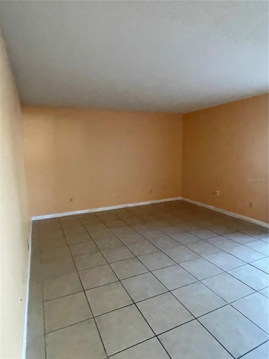 Image 16 of 49 For 549 Fairways Drive A