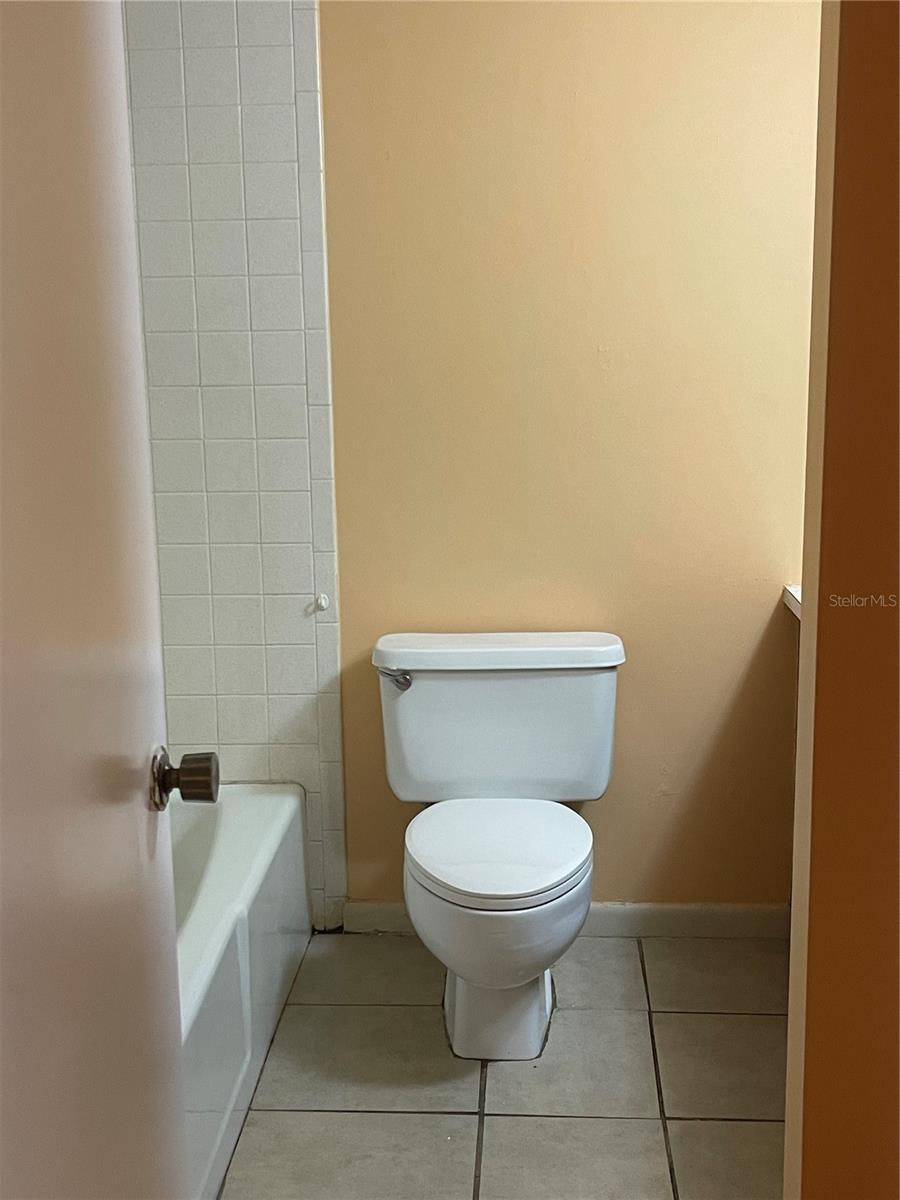 Image 29 of 49 For 549 Fairways Drive A