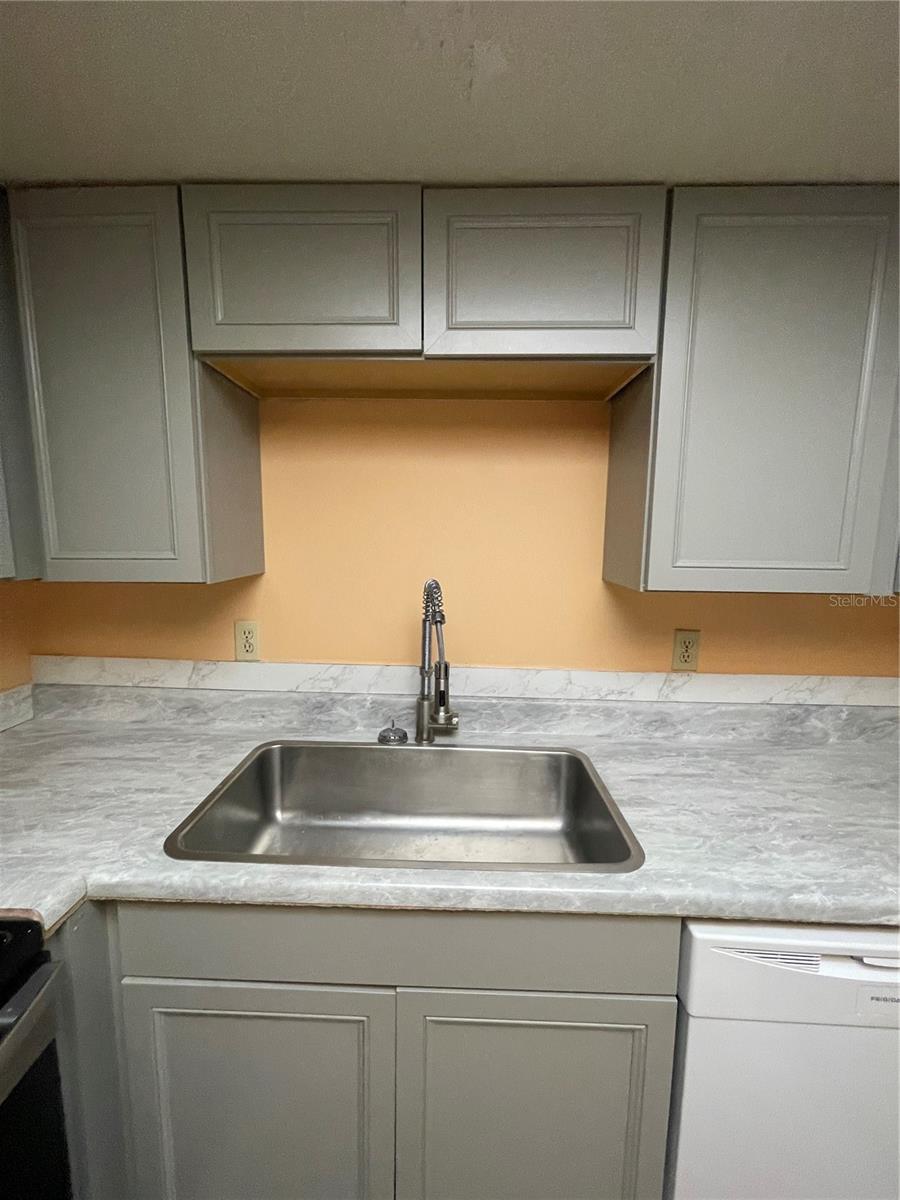 Image 9 of 49 For 549 Fairways Drive A