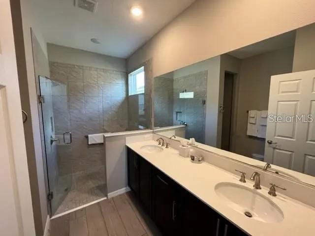 Image 13 of 18 For 9891 99th Loop