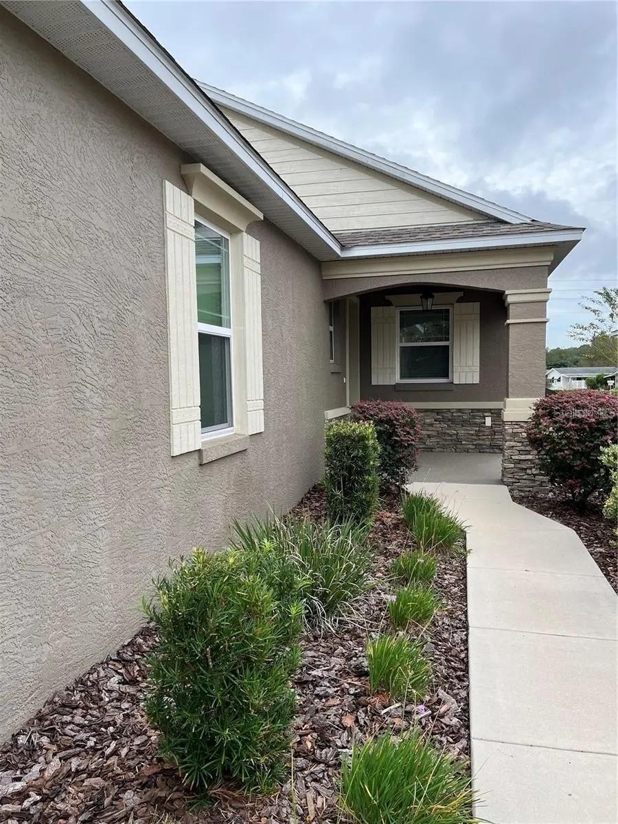 Image 2 of 18 For 9891 99th Loop