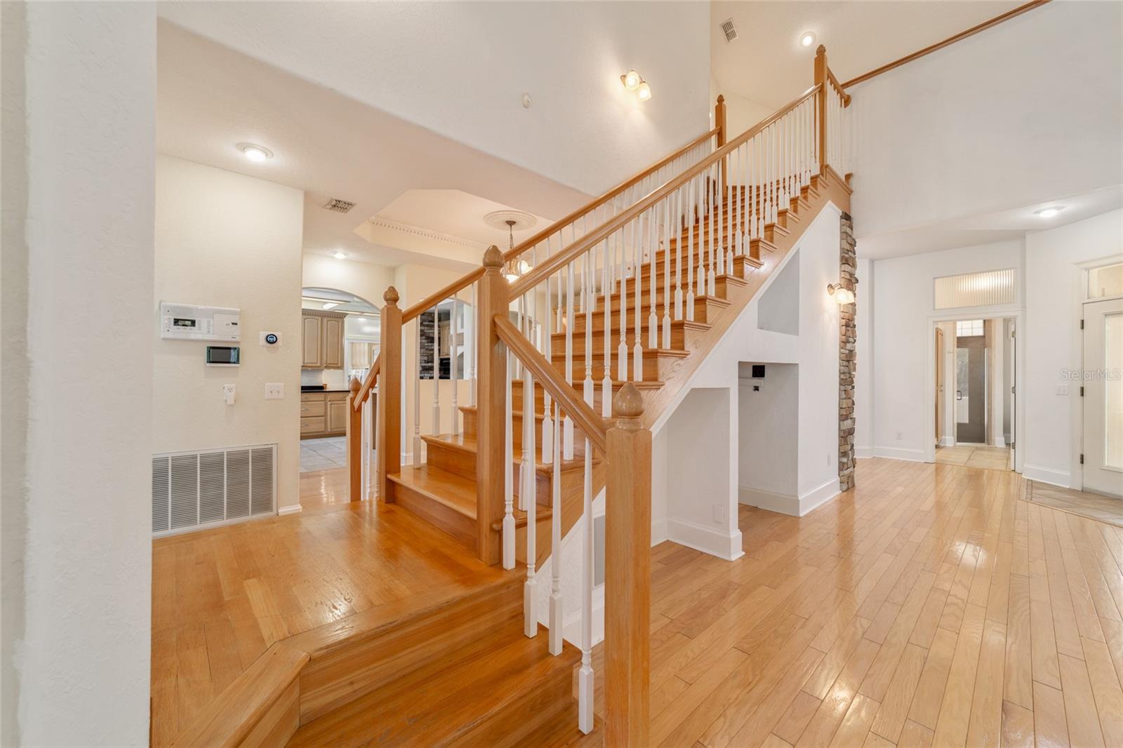 Image 22 of 95 For 16638 Highway 329