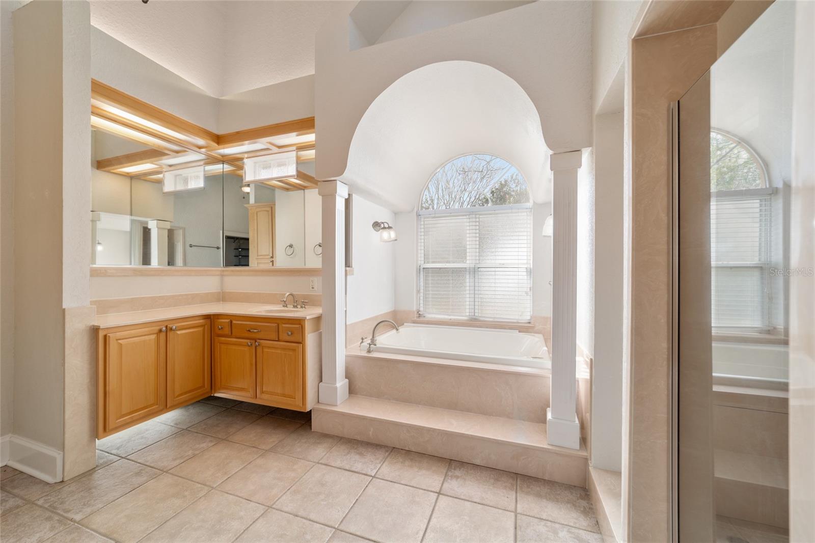 Image 35 of 95 For 16638 Highway 329