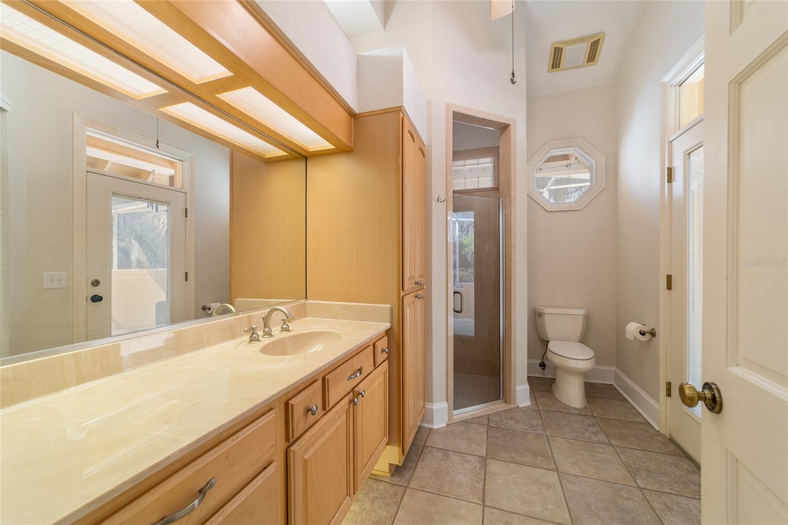 Image 38 of 95 For 16638 Highway 329