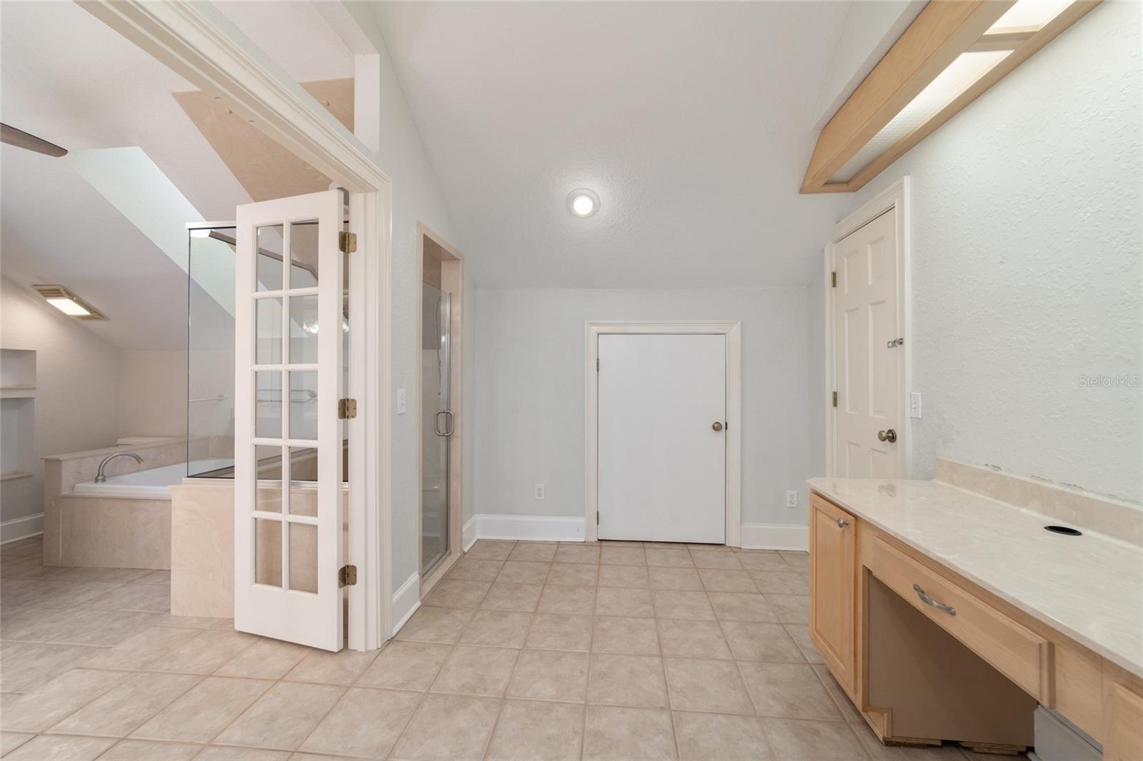 Image 43 of 95 For 16638 Highway 329