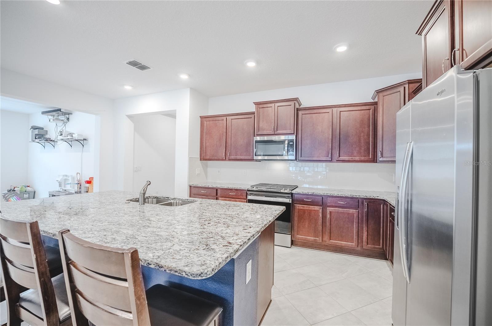 Image 22 of 70 For 6200 72nd Terrace