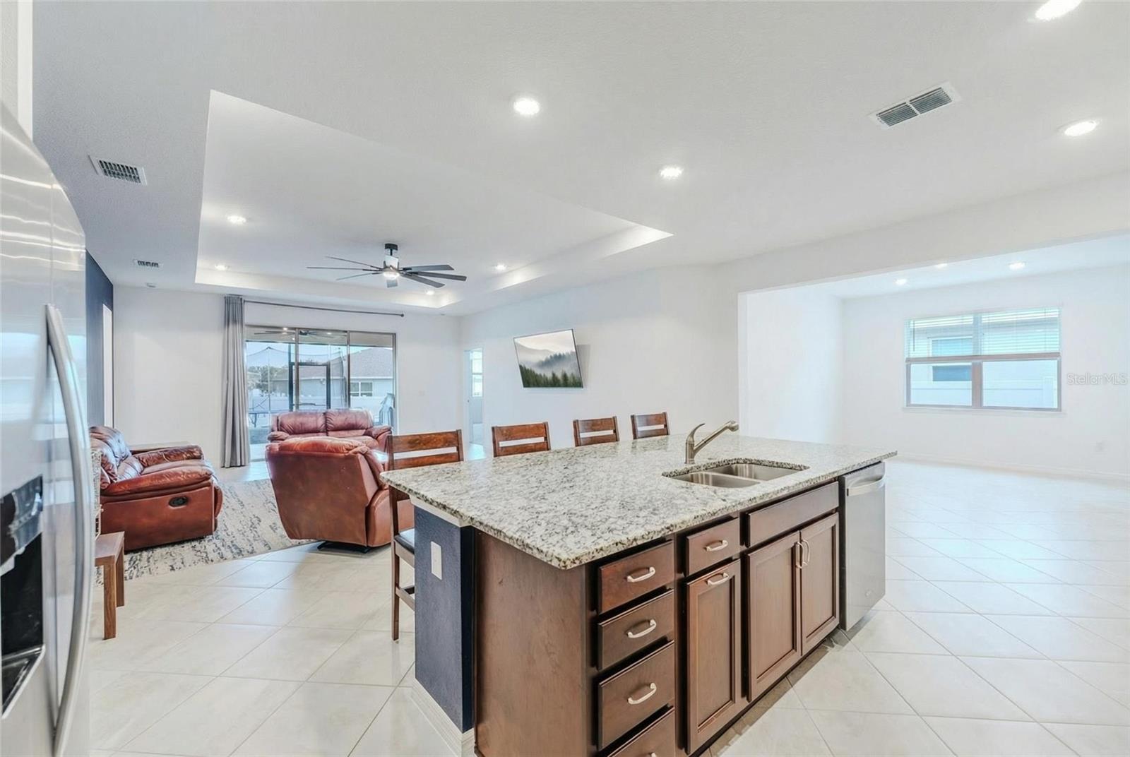 Image 26 of 70 For 6200 72nd Terrace