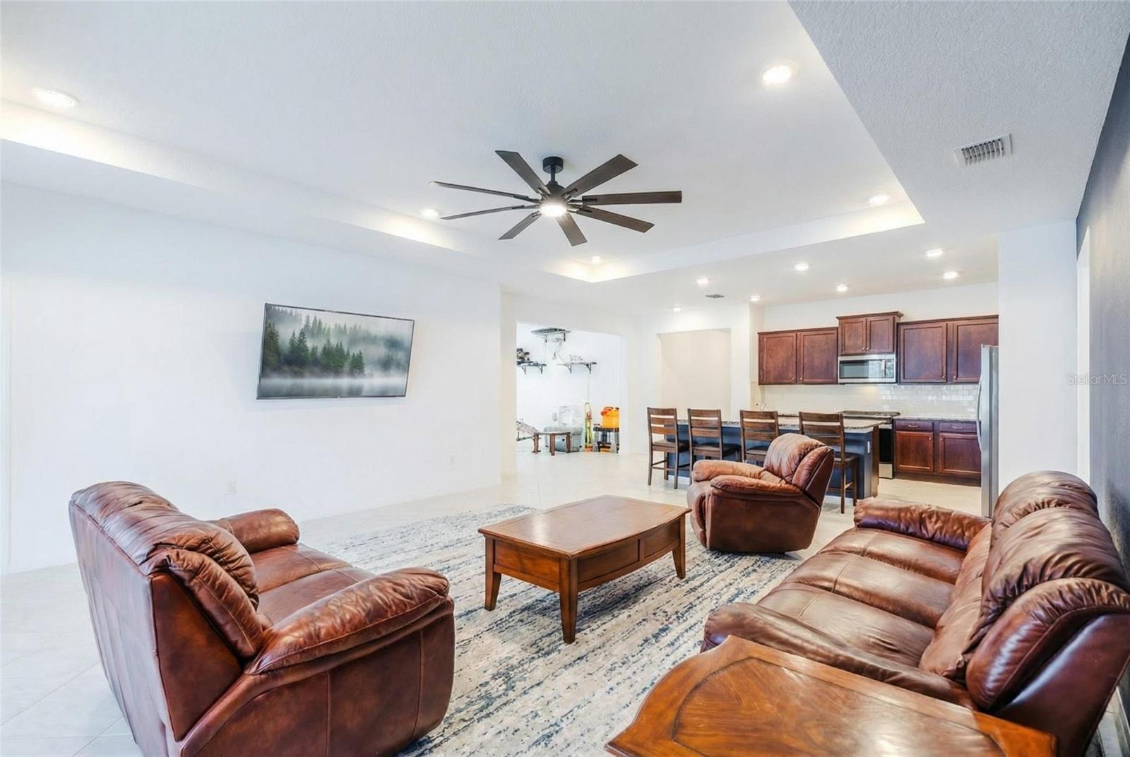 Image 29 of 70 For 6200 72nd Terrace