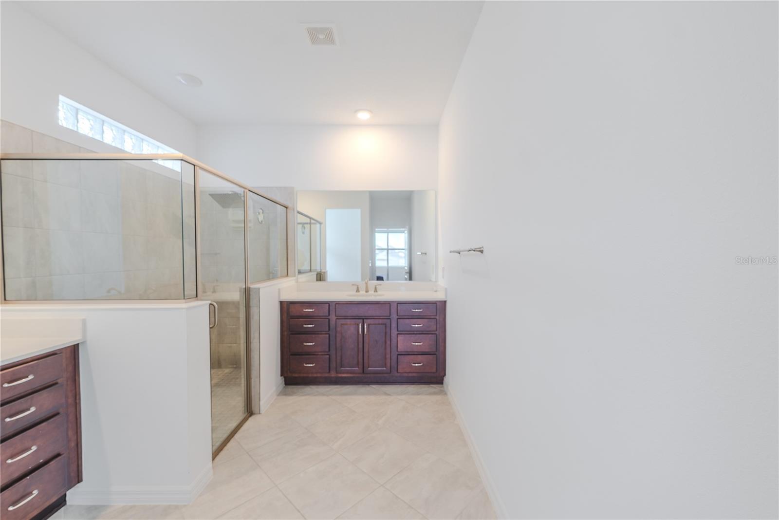 Image 35 of 70 For 6200 72nd Terrace