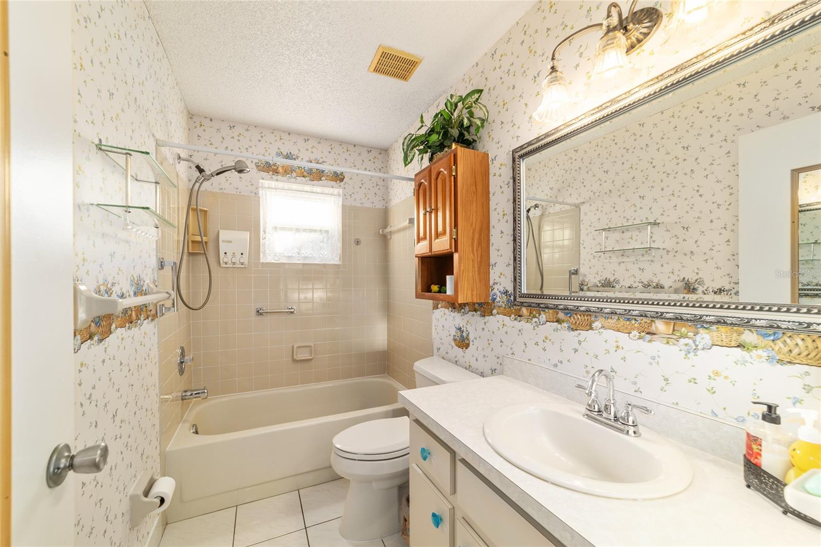 Image 21 of 30 For 8625 94th Lane A