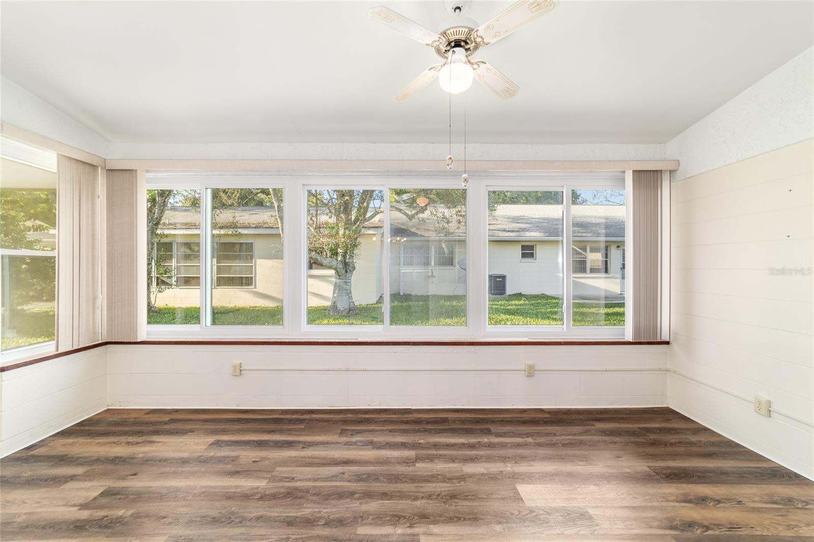 Image 23 of 30 For 8625 94th Lane A