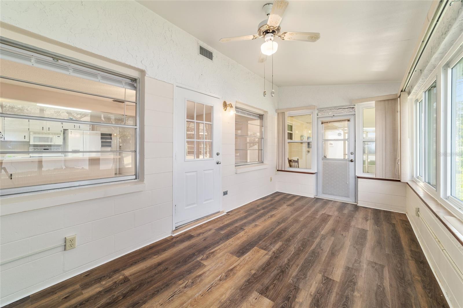 Image 24 of 30 For 8625 94th Lane A