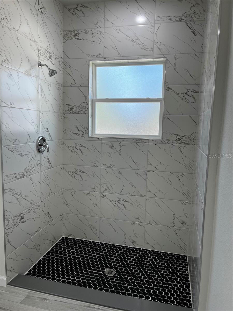 Image 9 of 10 For 5312 162nd Place Road