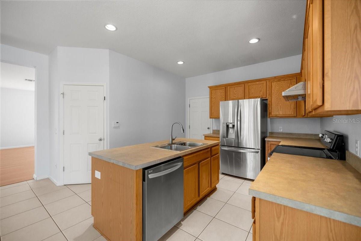 Image 12 of 52 For 5073 40th Place