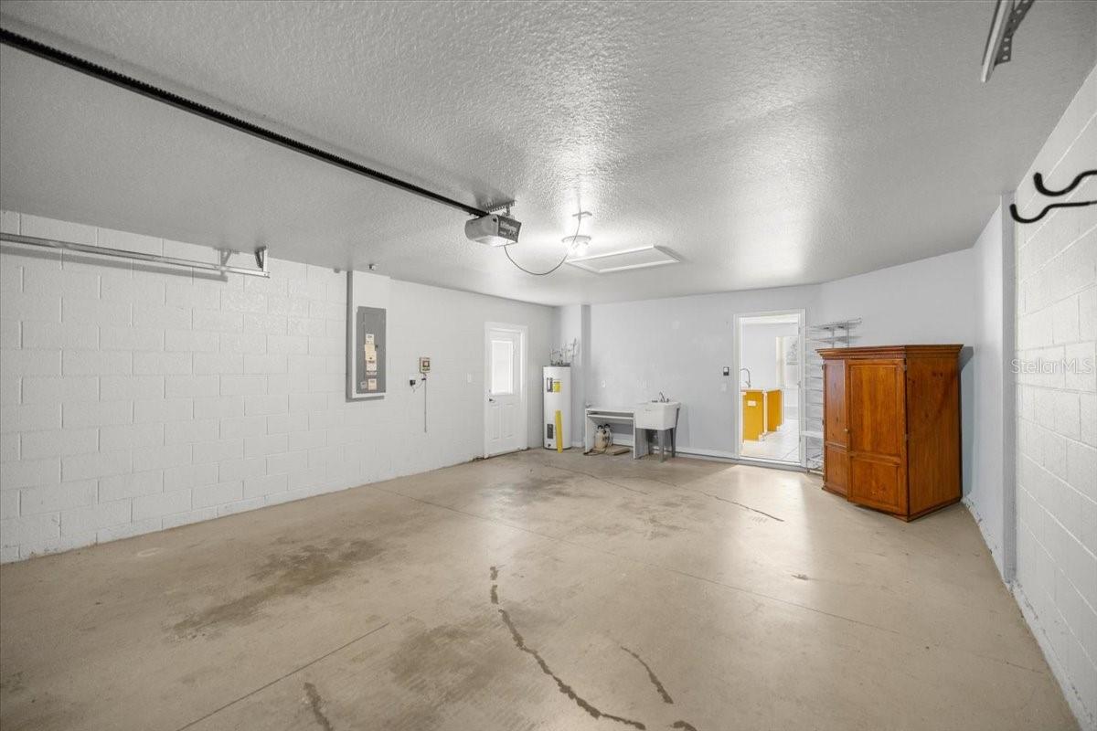 Image 15 of 52 For 5073 40th Place