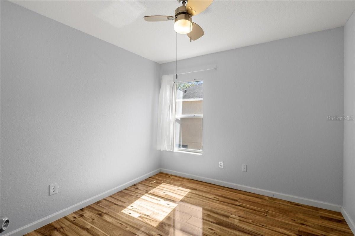 Image 23 of 52 For 5073 40th Place