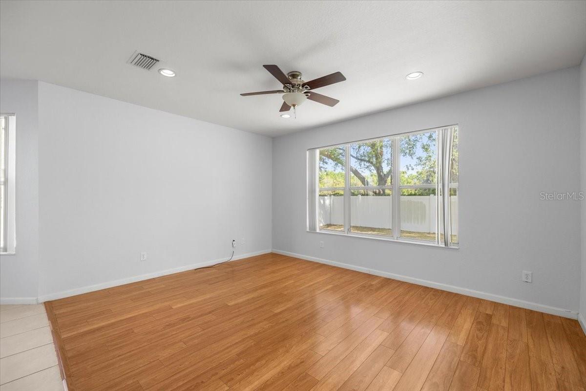 Image 9 of 52 For 5073 40th Place