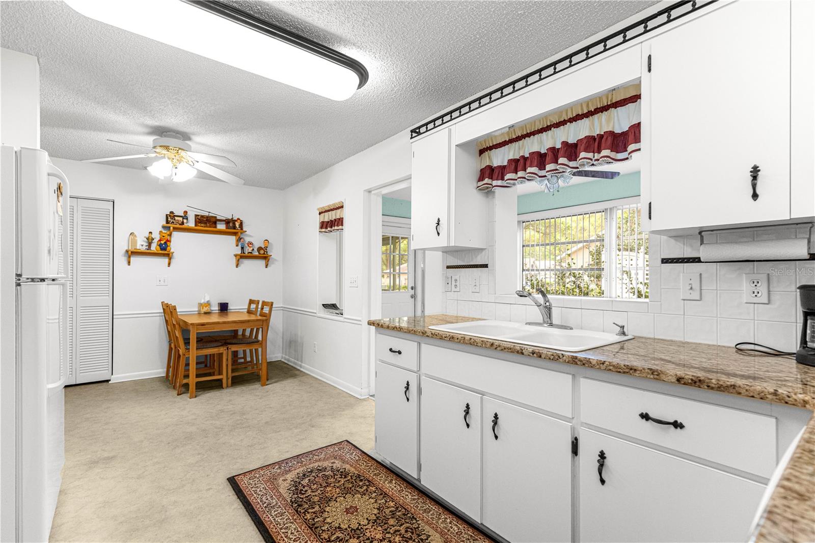 Image 19 of 46 For 8420 92nd Street A