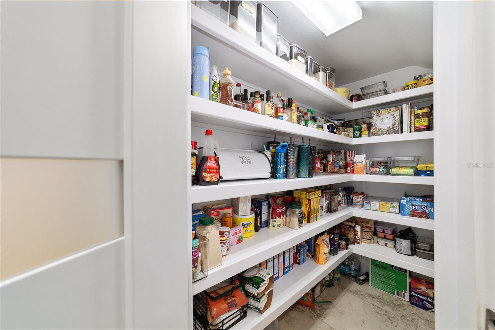 Image 20 of 88 For 2380 73rd Loop