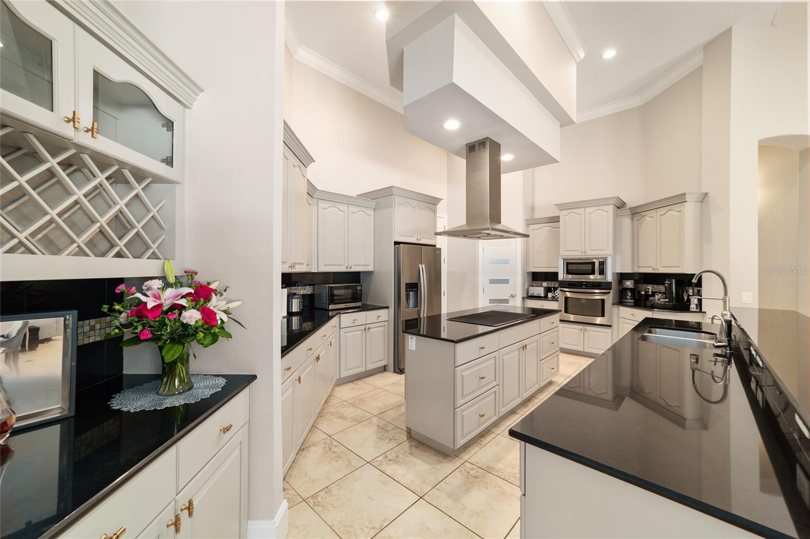 Image 22 of 88 For 2380 73rd Loop