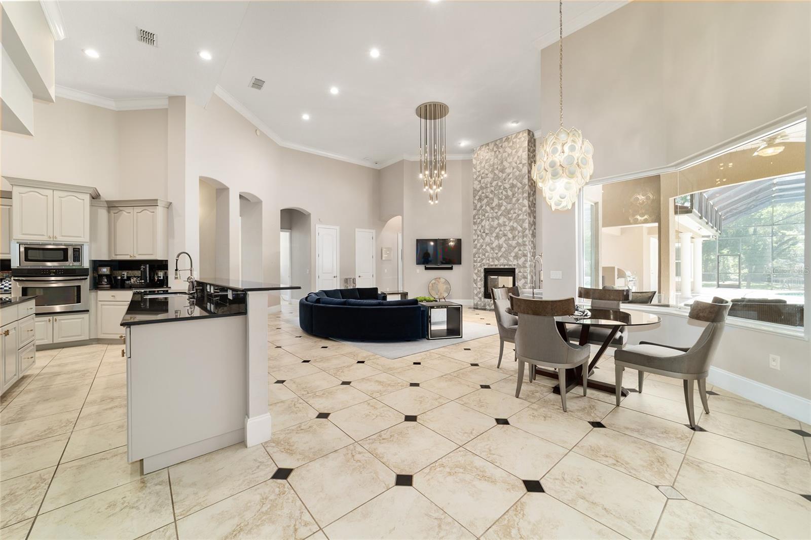 Image 27 of 88 For 2380 73rd Loop