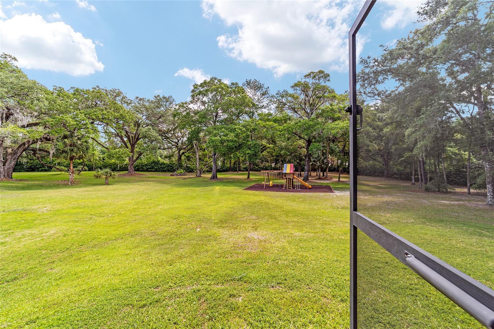 Image 3 of 88 For 2380 73rd Loop