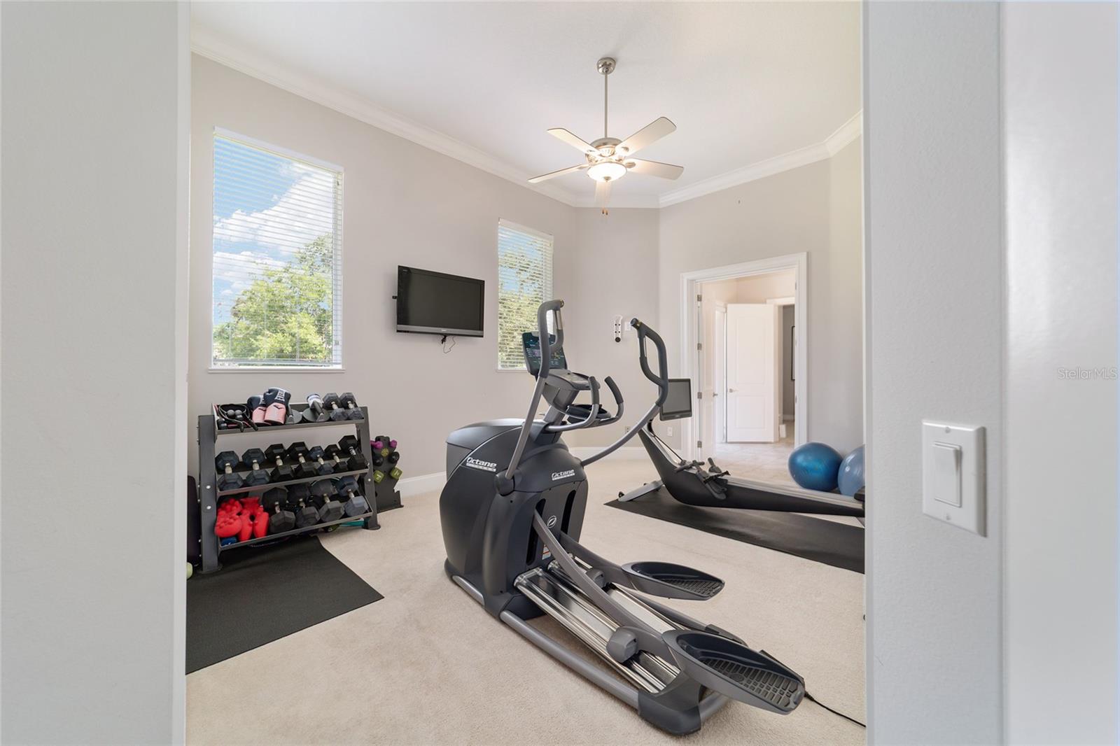 Image 44 of 88 For 2380 73rd Loop