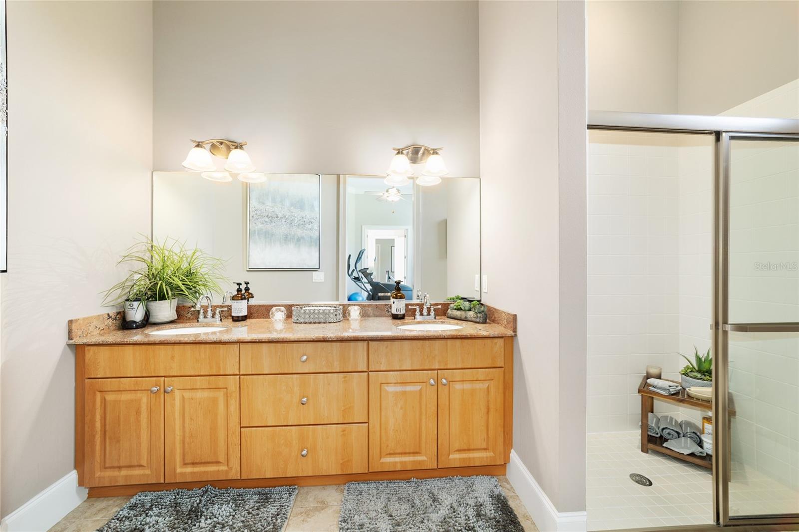 Image 46 of 88 For 2380 73rd Loop