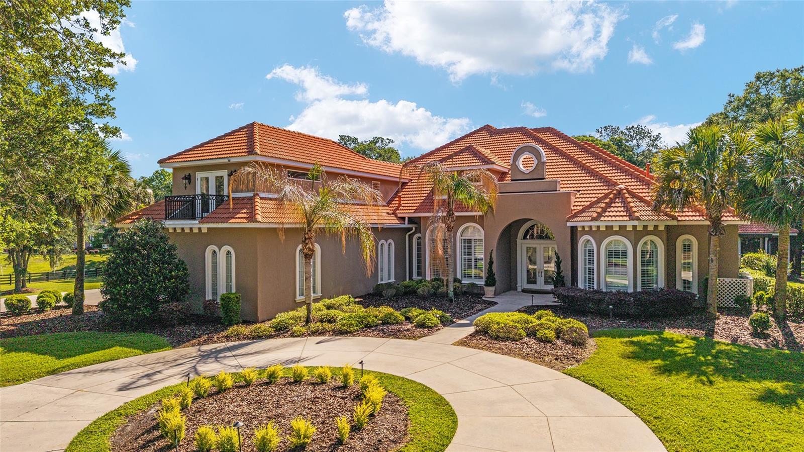 Image 5 of 88 For 2380 73rd Loop